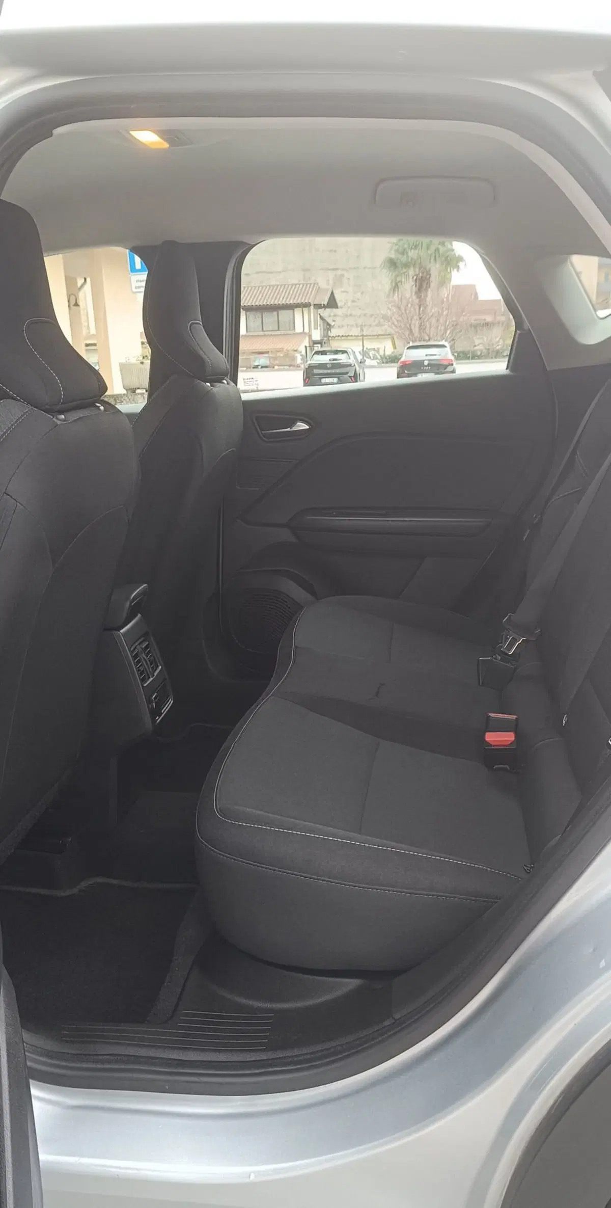 Renault Captur usata a Frosinone (11)