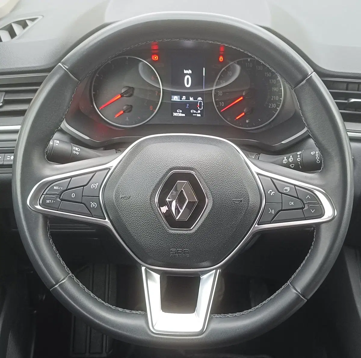 Renault Captur usata a Frosinone (17)