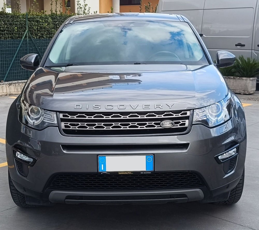 Land Rover Discovery Sport usata a Frosinone