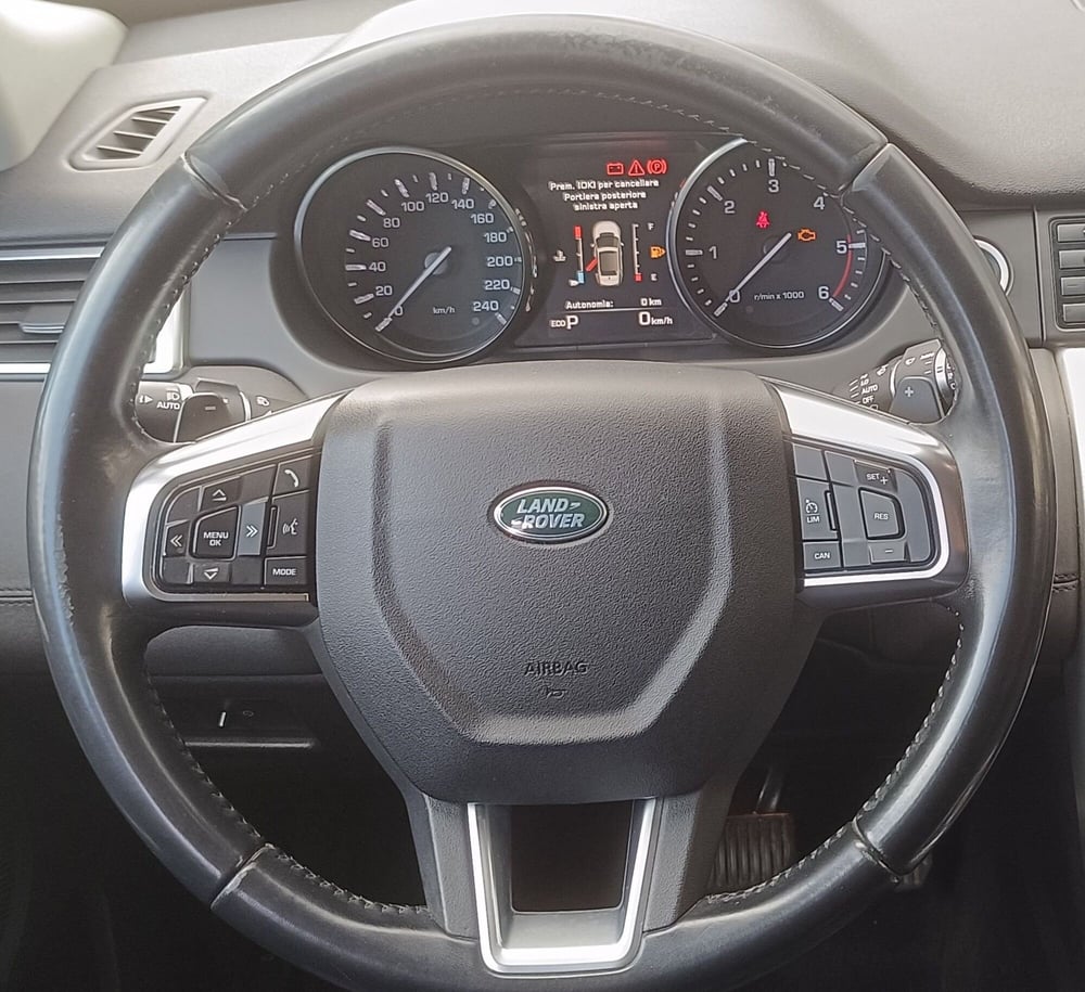 Land Rover Discovery Sport usata a Frosinone (16)