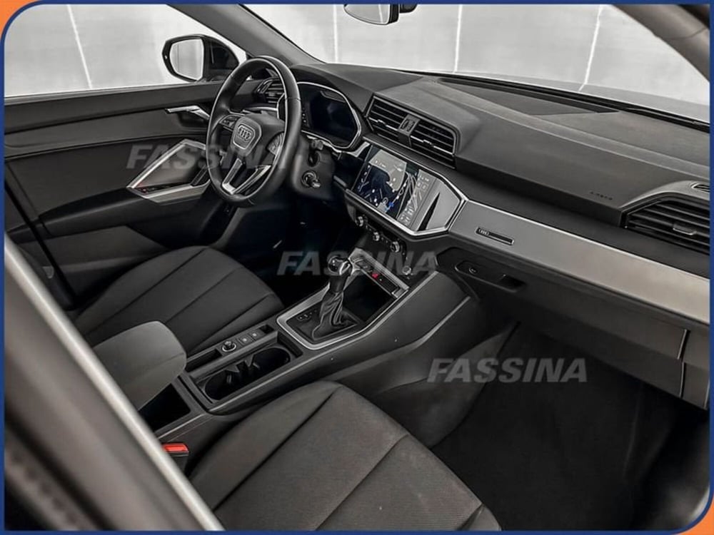 Audi Q3 Sportback usata a Milano (14)