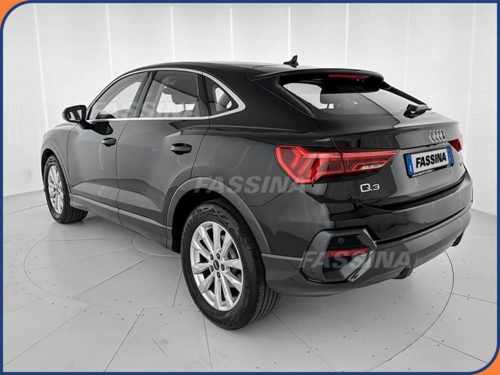 Audi Q3 Sportback usata a Milano (4)