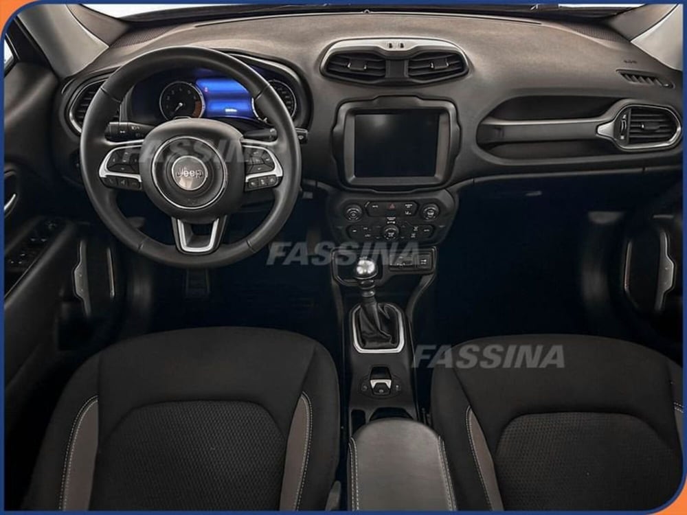 Jeep Renegade usata a Milano (10)