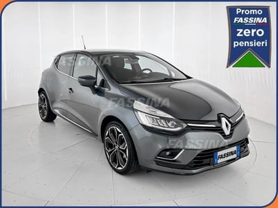 Renault Clio TCe 12V 90CV Start&amp;Stop 5 porte Energy Intens  del 2018 usata a Milano