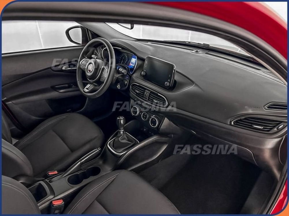 Fiat Tipo Station Wagon usata a Milano (14)