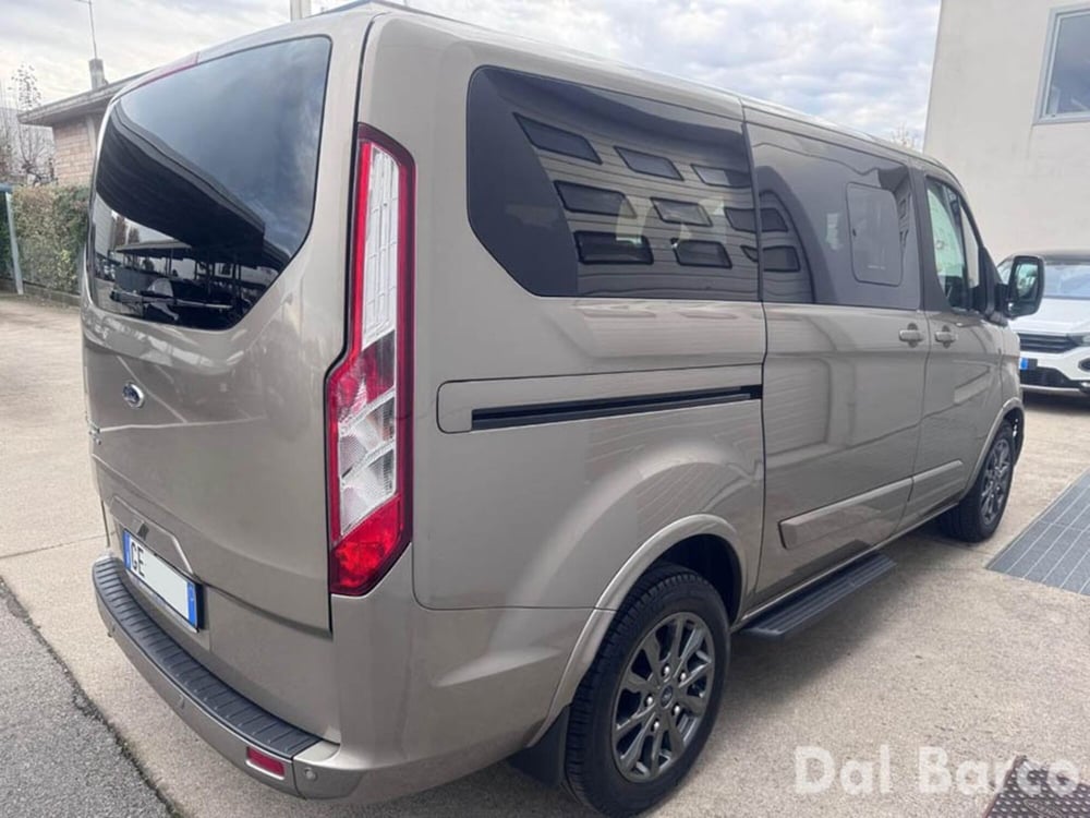 Ford Tourneo Custom usata a Verona (4)