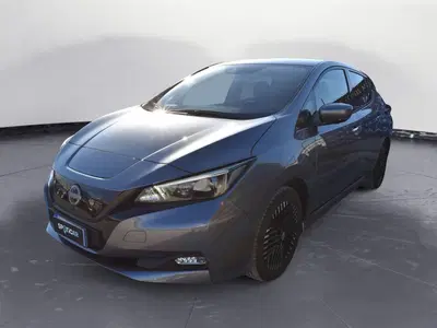 Nissan Leaf N-Connecta 40 kWh del 2023 usata a Catania