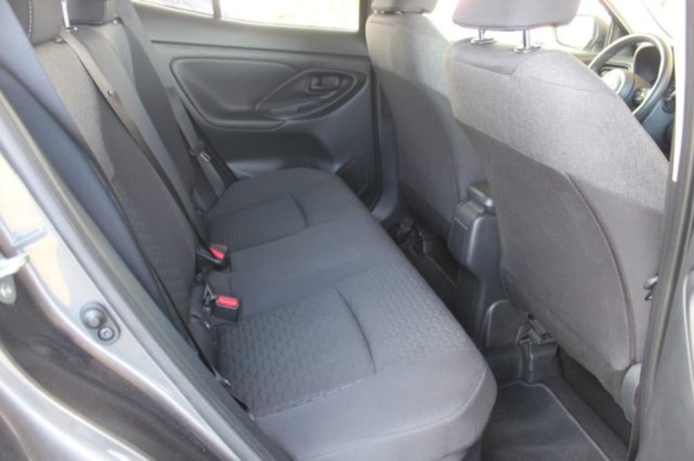 Toyota Yaris Cross usata a Roma (8)