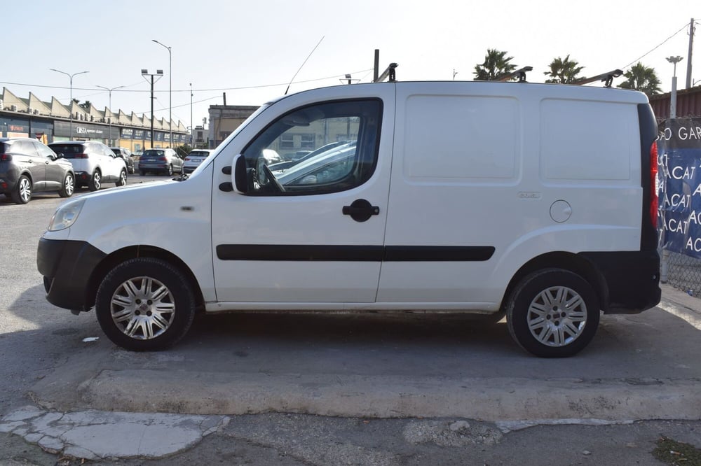 Fiat Doblò usata a Catania (6)