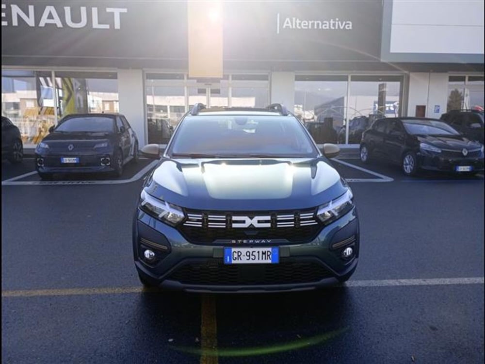 Dacia Sandero Stepway nuova a Torino (2)