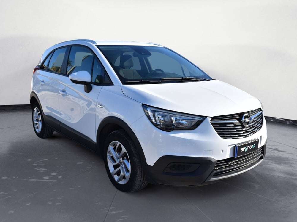 Opel Crossland X usata a Catania (3)