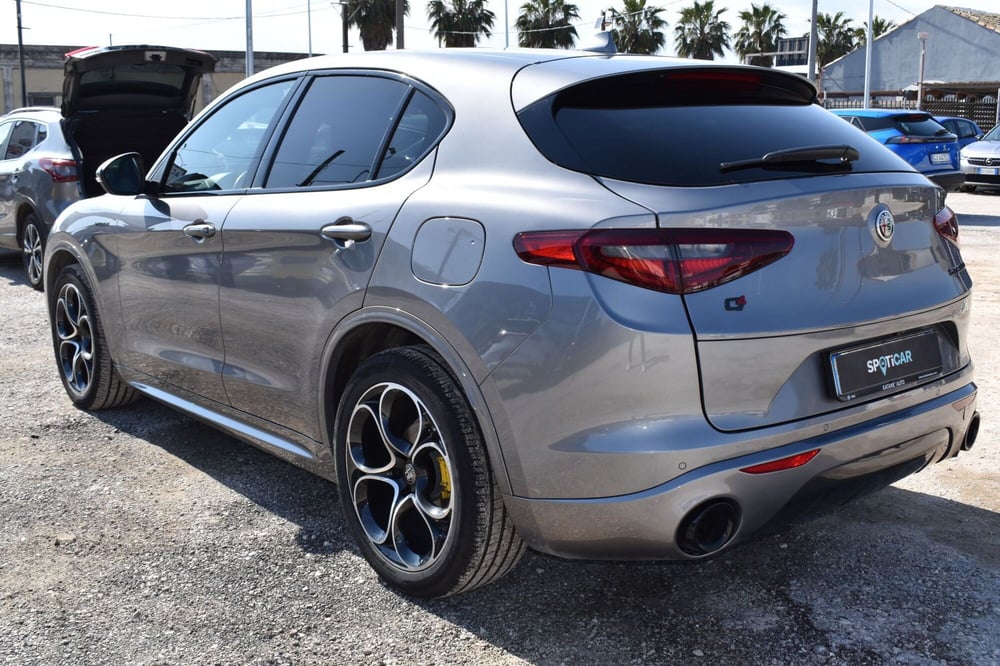 Alfa Romeo Stelvio usata a Catania (5)