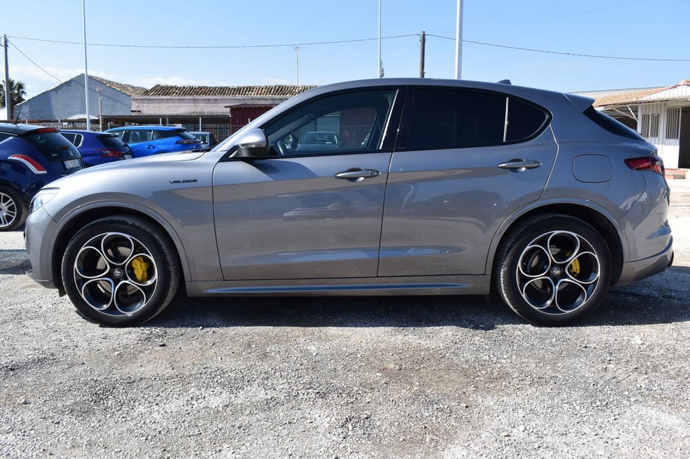 Alfa Romeo Stelvio usata a Catania (6)