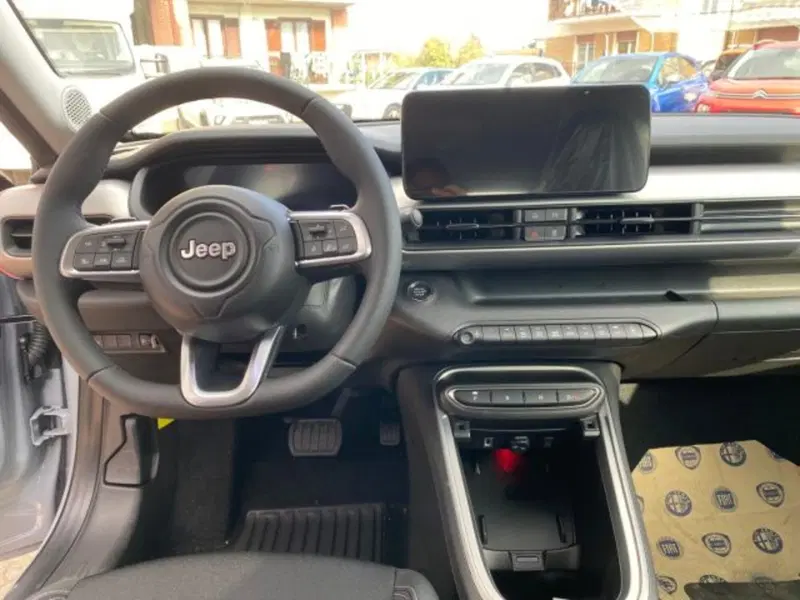 Jeep Avenger nuova a Cuneo (20)