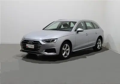 Audi A4 Avant 40 g-tron S tronic Business Advanced del 2020 usata a Triggiano