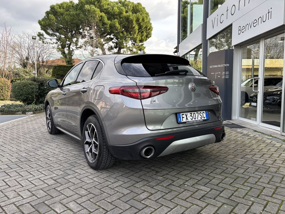 Alfa Romeo Stelvio usata a Brescia (4)