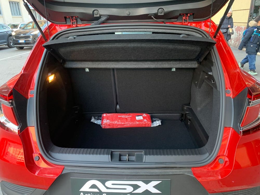 Mitsubishi ASX nuova a Milano (14)