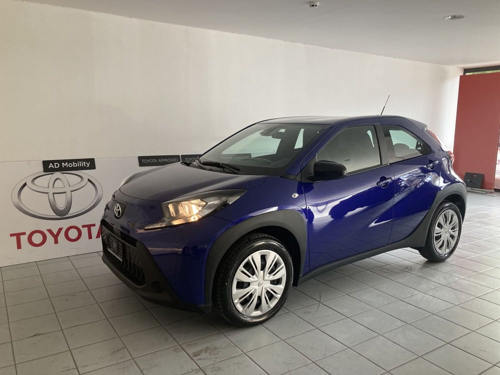 Toyota Aygo X nuova a Foggia (17)