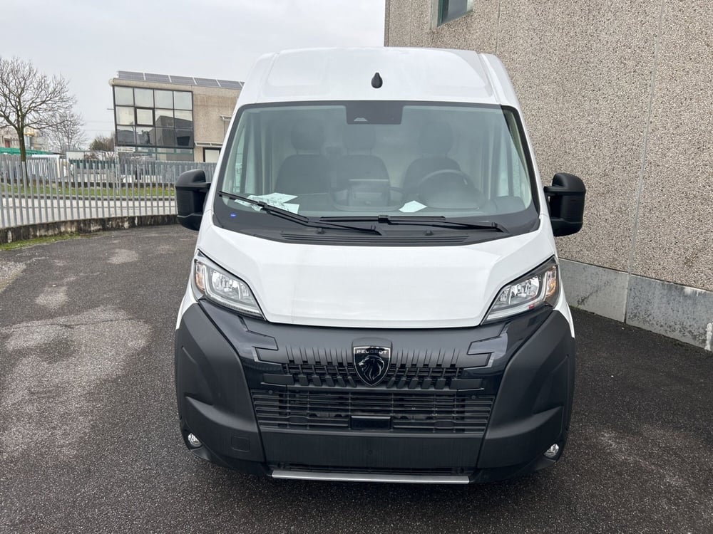 Peugeot Boxer Furgone nuova a Bergamo (2)