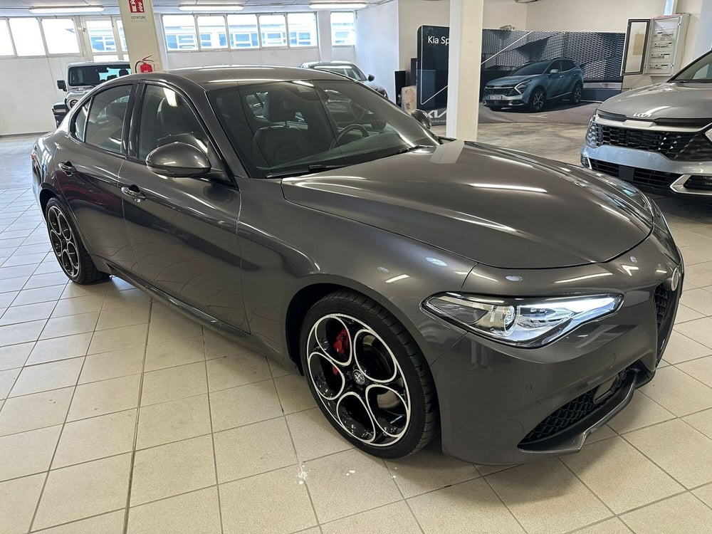 Alfa Romeo Giulia usata a Arezzo (2)