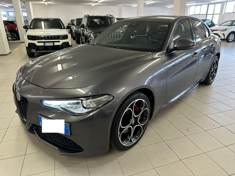 Alfa Romeo Giulia usata a Arezzo (3)