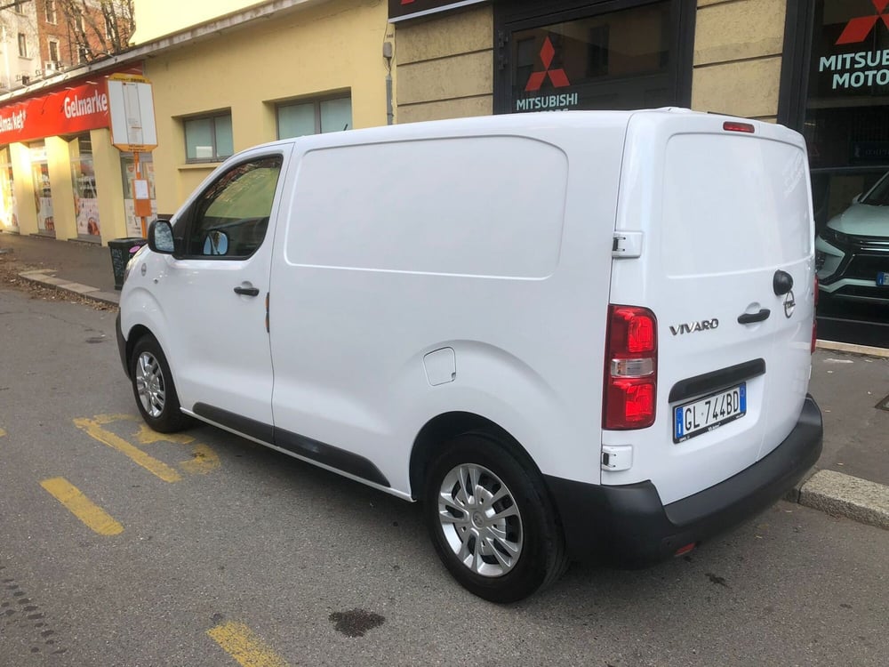 Opel Vivaro Furgone usata a Milano (2)