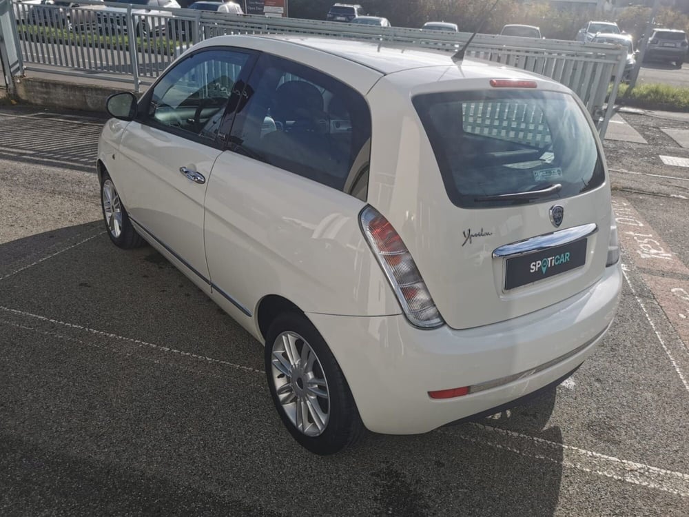 Lancia Ypsilon usata a Arezzo (8)