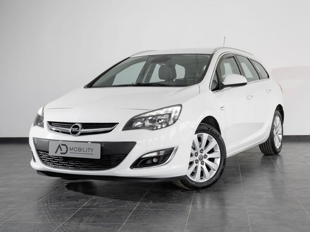 Opel Astra Station Wagon usata a Foggia