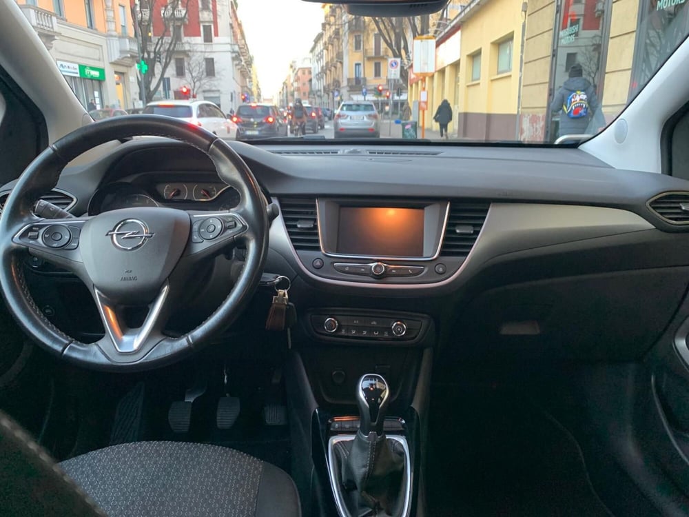 Opel Crossland usata a Milano (18)