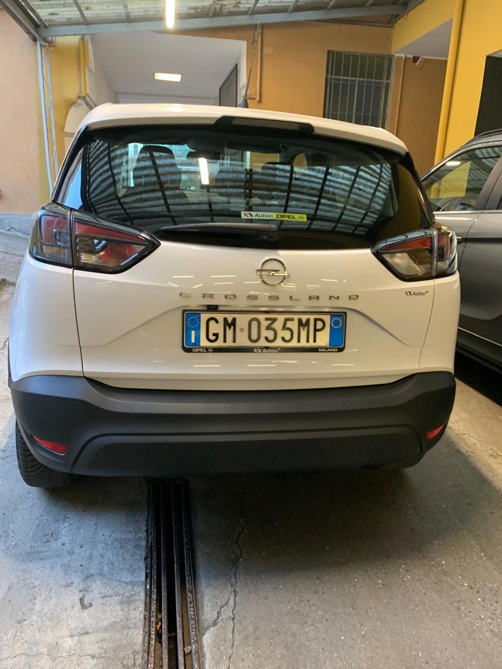 Opel Crossland usata a Milano (6)