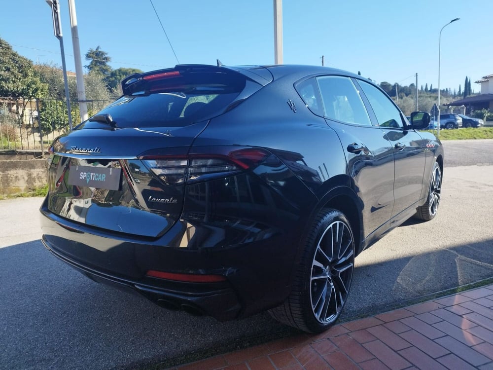 Maserati Levante usata a Arezzo (10)