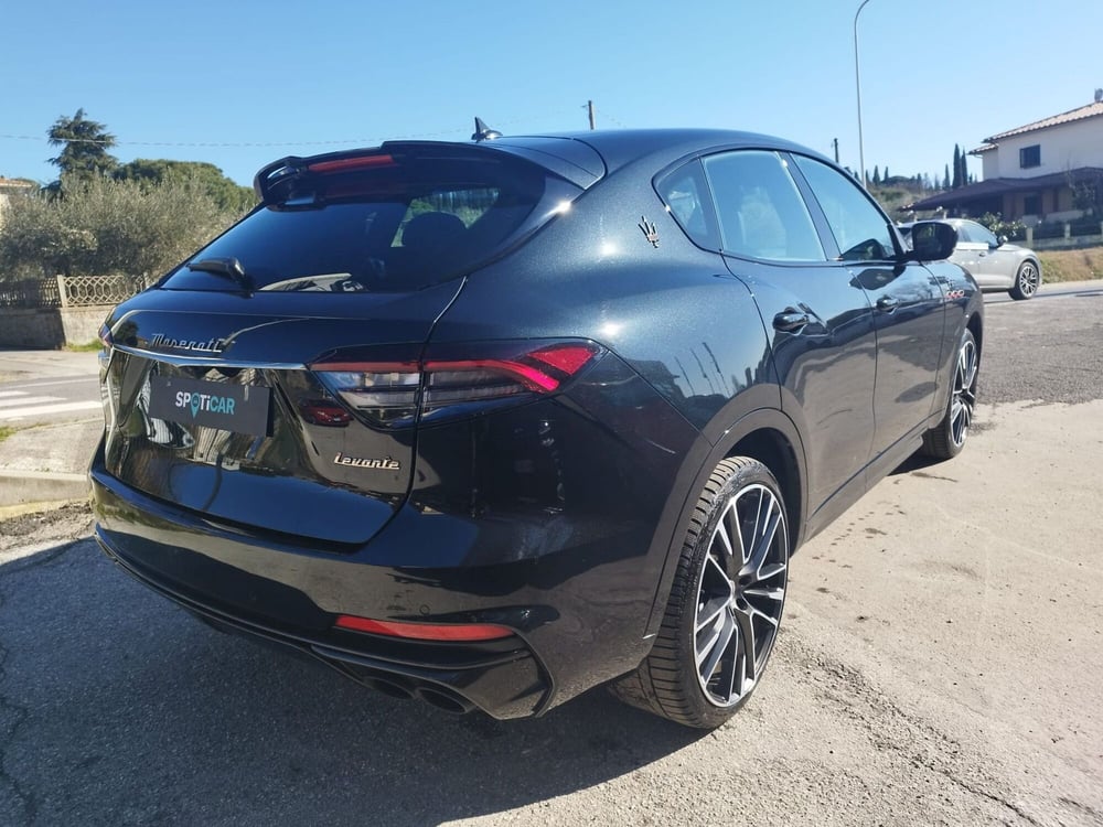 Maserati Levante usata a Arezzo (9)