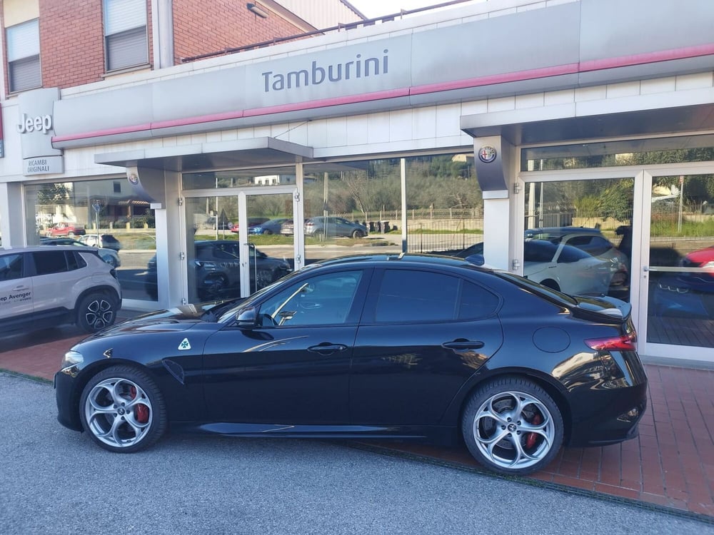 Alfa Romeo Giulia usata a Arezzo (5)