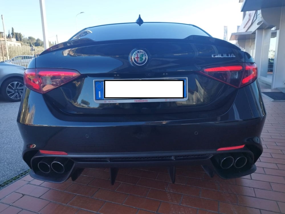 Alfa Romeo Giulia usata a Arezzo (7)