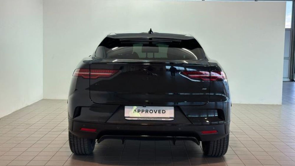 Jaguar I-Pace usata a Venezia (8)