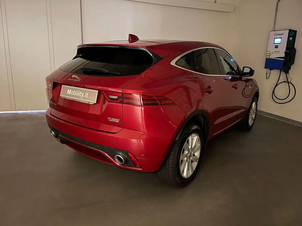 Jaguar E-Pace usata a Milano (2)