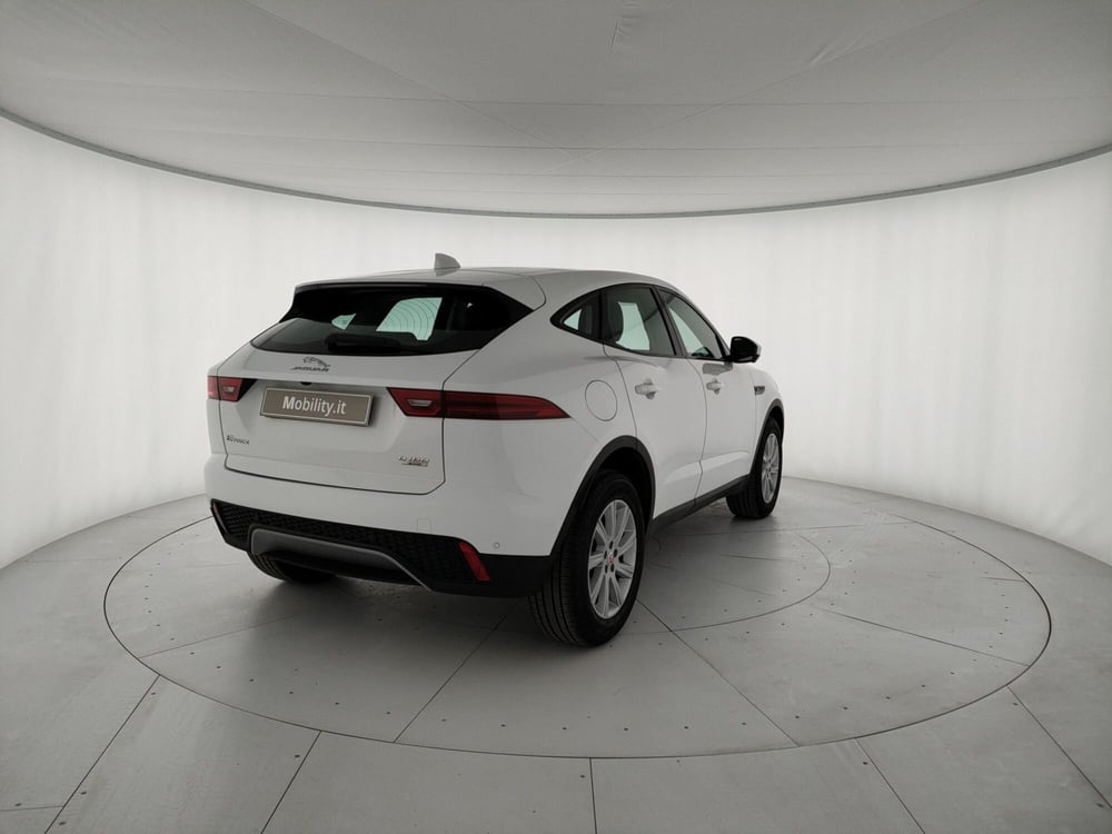 Jaguar E-Pace usata a Milano (2)