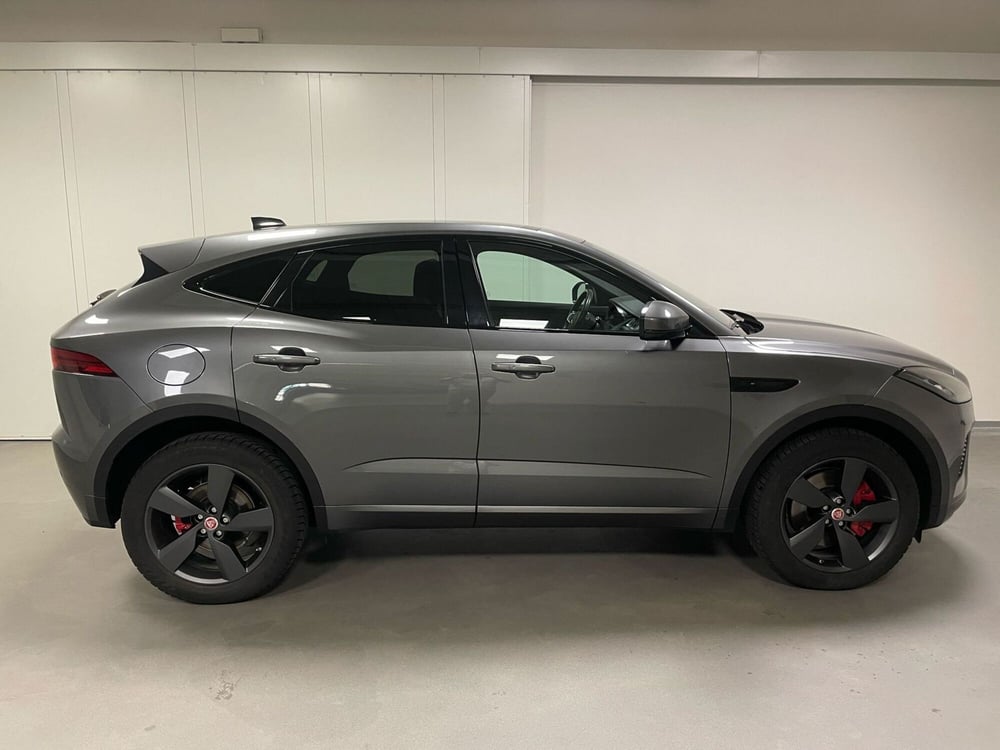 Jaguar E-Pace usata a Milano (6)