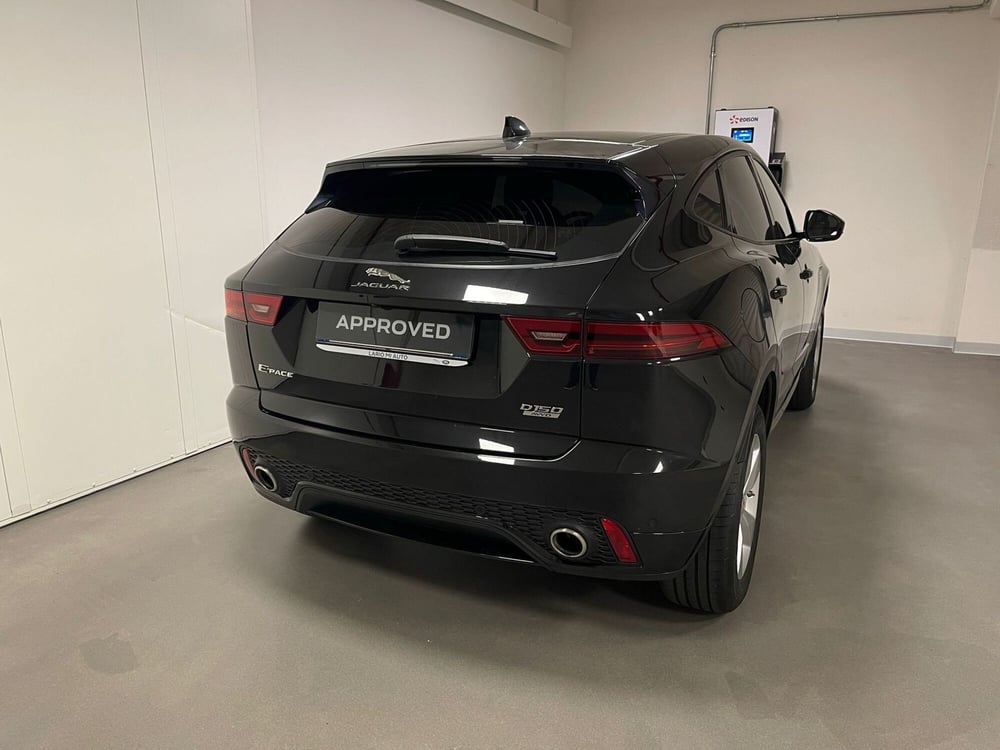 Jaguar E-Pace usata a Milano (2)