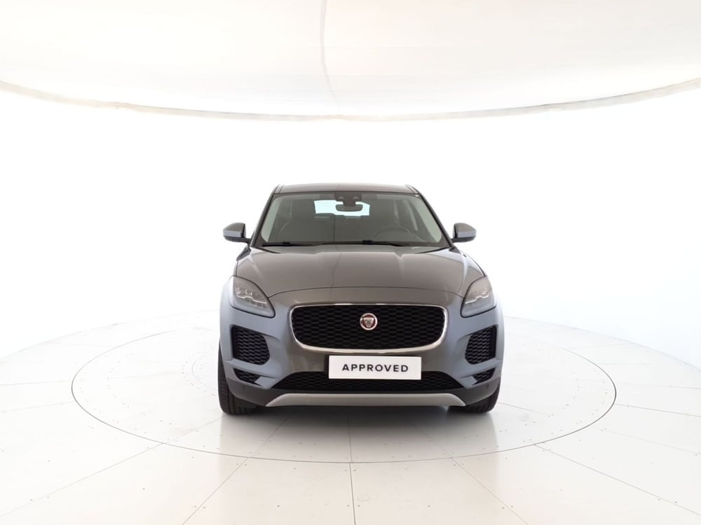 Jaguar E-Pace usata a Monza e Brianza (8)