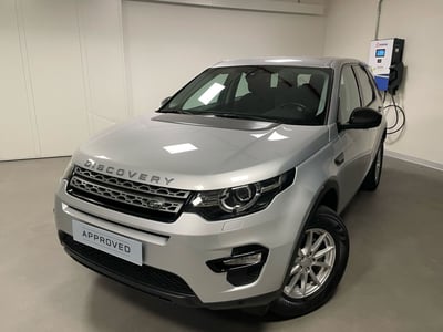 Land Rover Discovery Sport 2.0 TD4 150 CV Pure  del 2019 usata a Milano