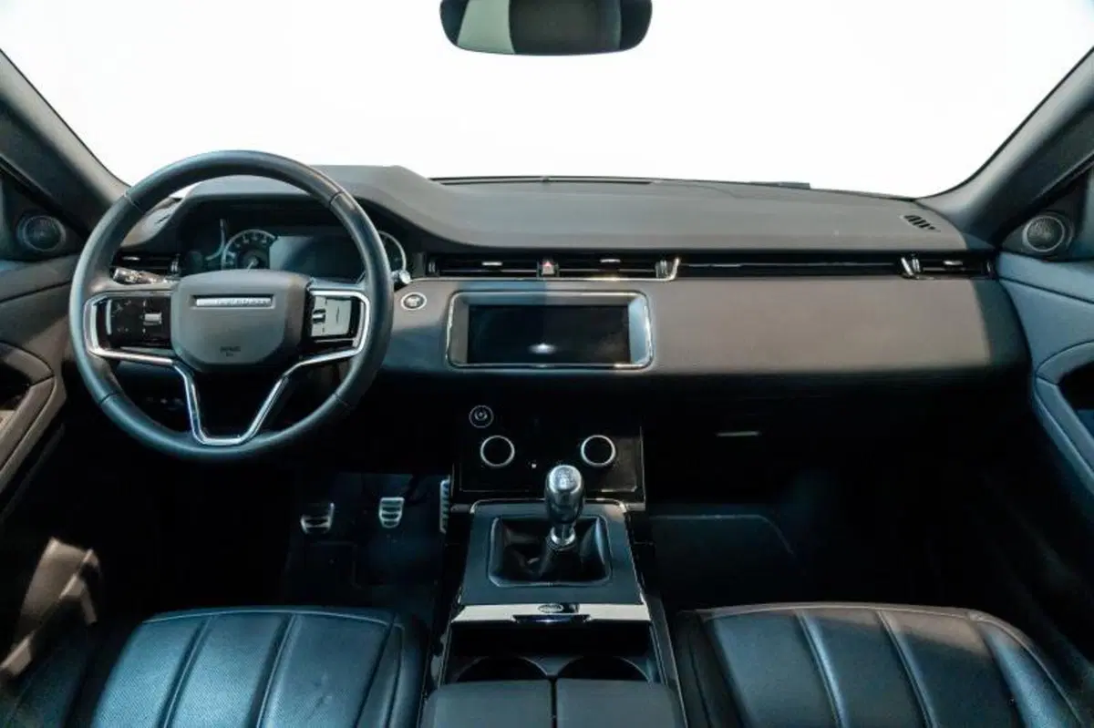 Land Rover Range Rover Evoque usata a Venezia (4)