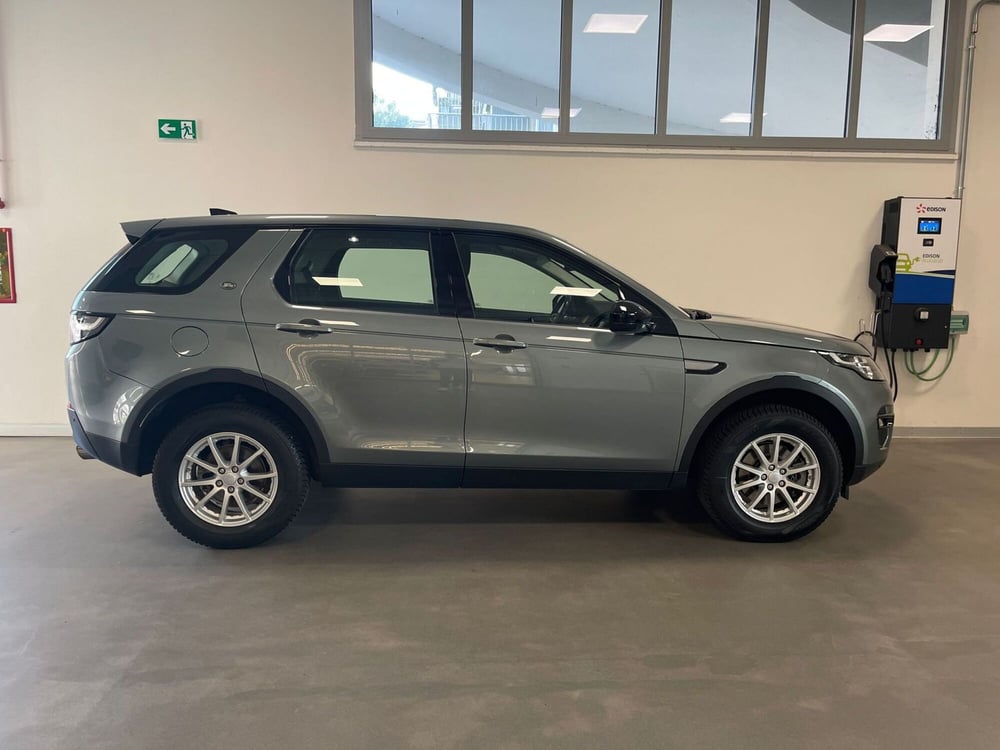 Land Rover Discovery Sport usata a Milano (6)