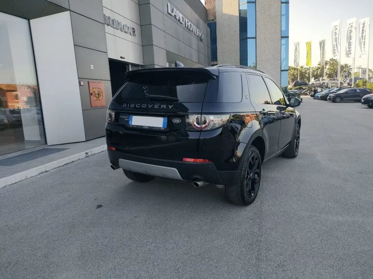 Land Rover Discovery Sport usata a Ascoli Piceno (2)