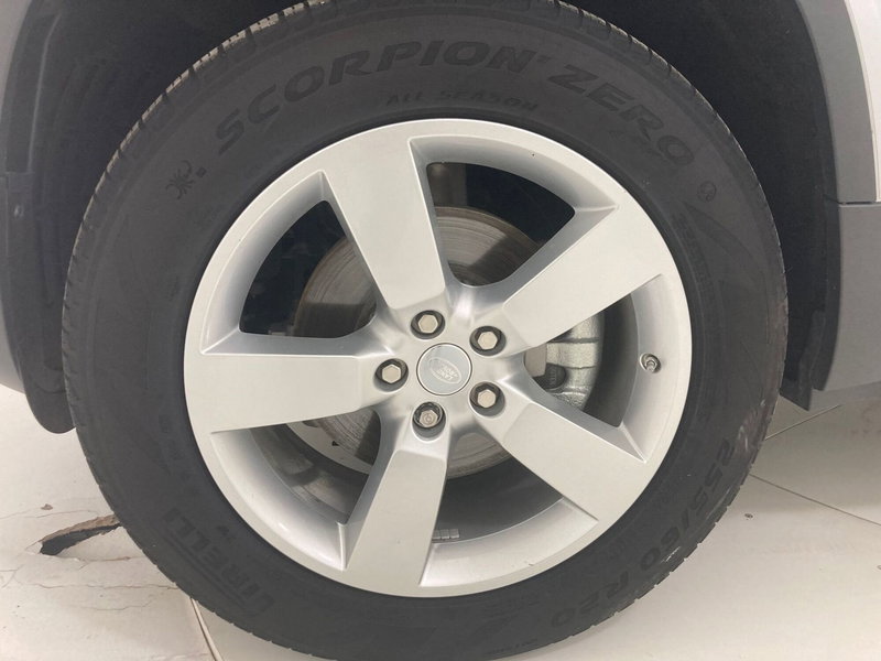 Land Rover Defender usata a Pesaro-Urbino (5)