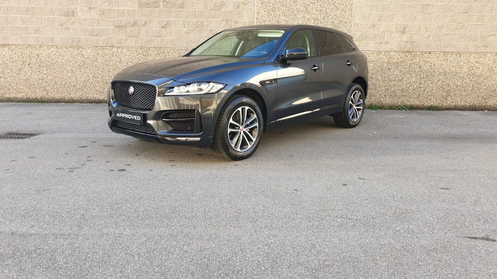 Jaguar F-Pace usata a Bergamo