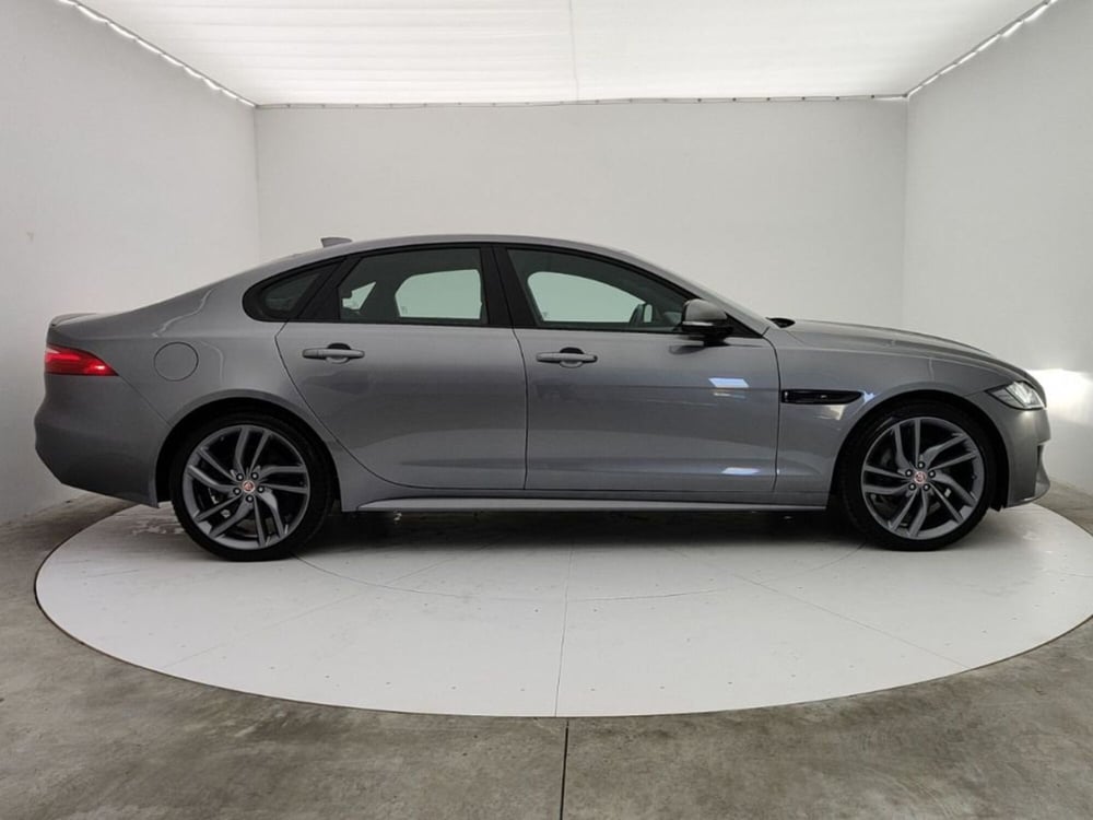 Jaguar XF usata a Ragusa (6)