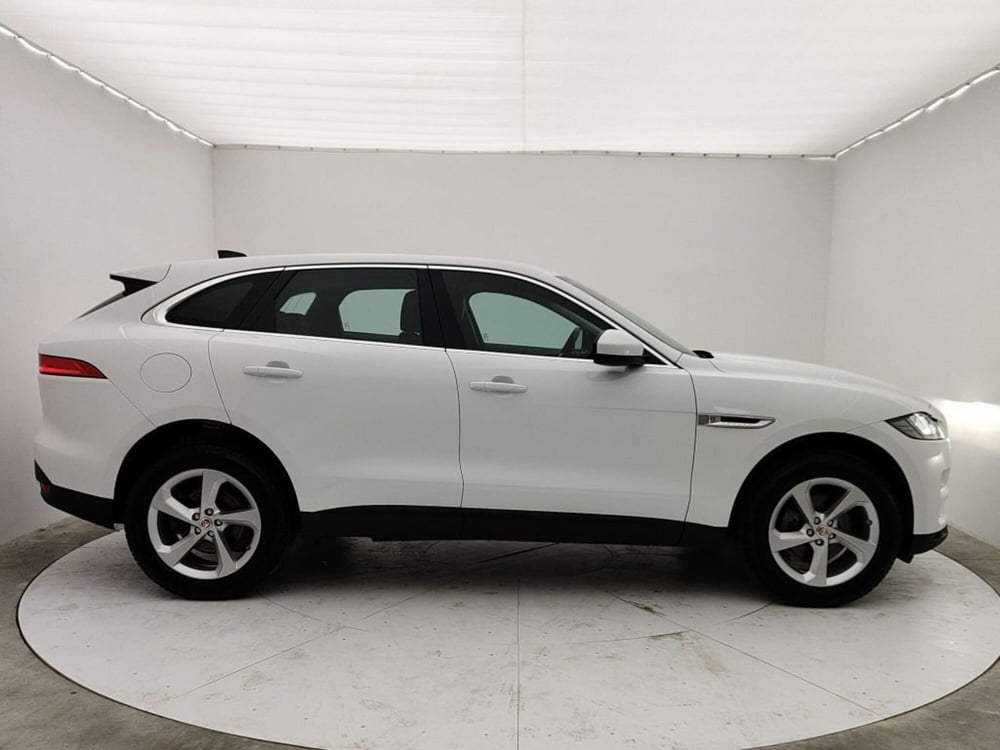 Jaguar F-Pace usata a Ragusa (3)