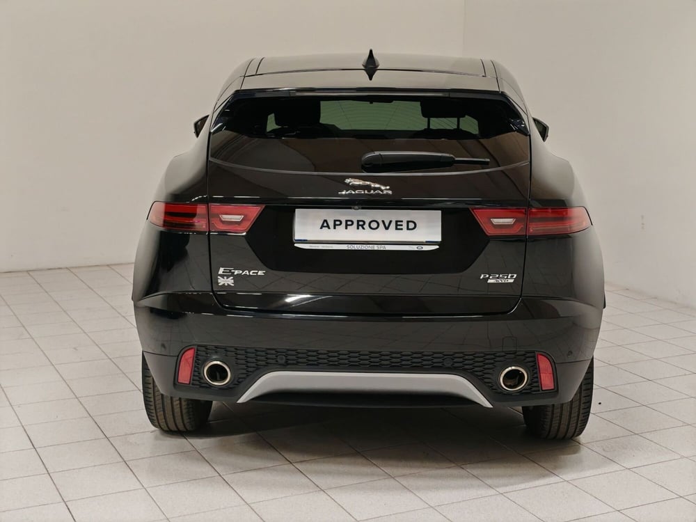 Jaguar E-Pace usata a Novara (7)