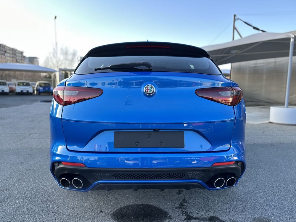 Alfa Romeo Stelvio usata a Torino (5)